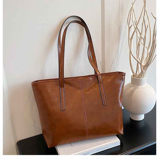 Tote bag for women in autumn and winter,  version, large-capacity women's bag, single-shoulder bag, oil leather handbag