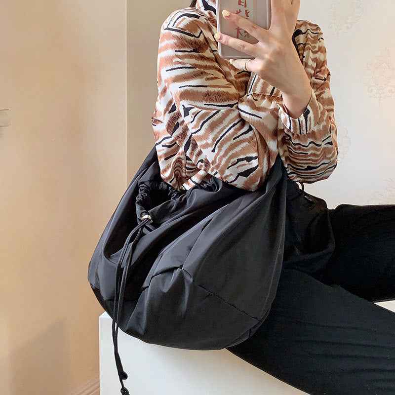 Black crossbody bag, nylon fabric single-shoulder underarm bag, -style design women's bag