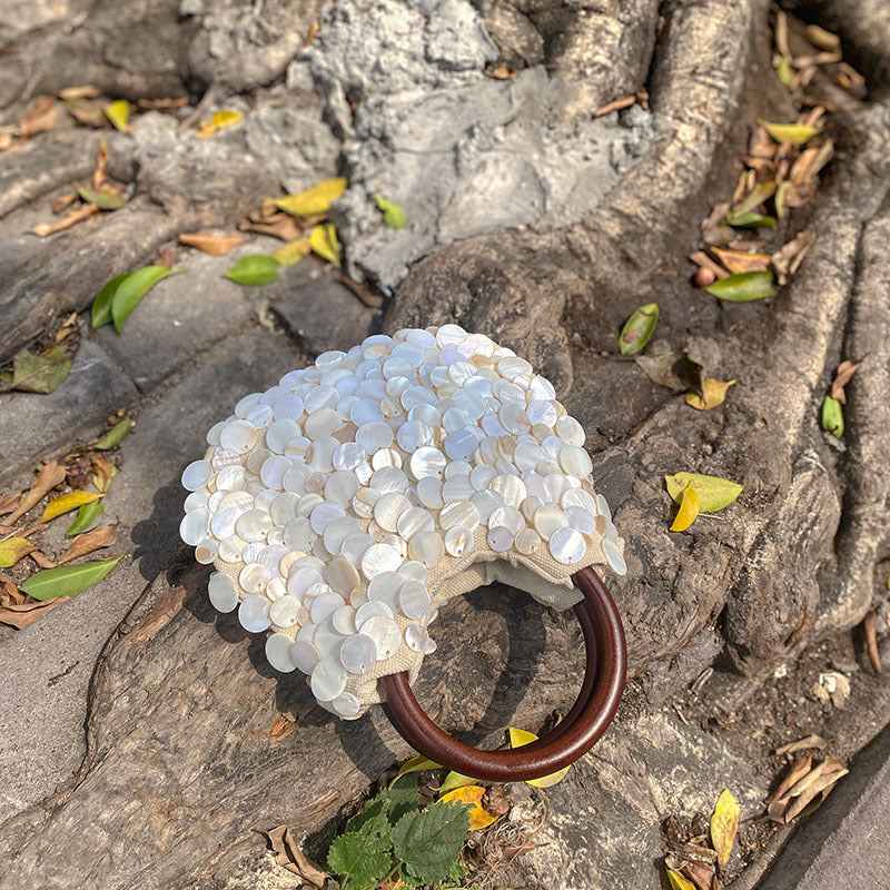 High-end, pure handmade shell bag, fairy hand-held women's bag, trendy bag